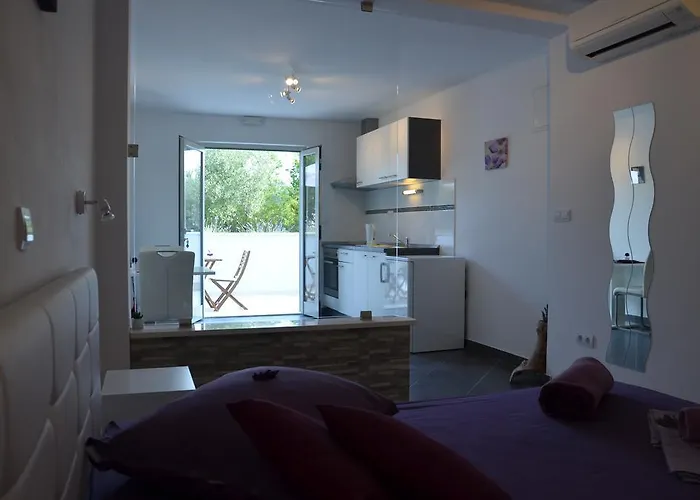 Antonia Apartment Hvar Town